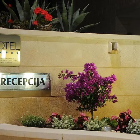Rosina Hotel