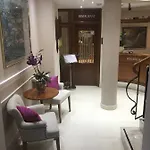 Отель Rosina Макарска