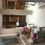 Отель Rosina
