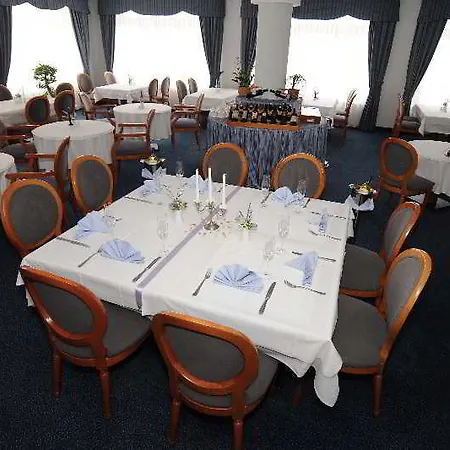 Rosina Hotell 4*