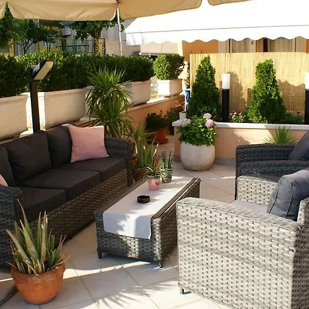 Hotell Rosina 4*